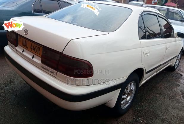 Toyota Corona 1995 White