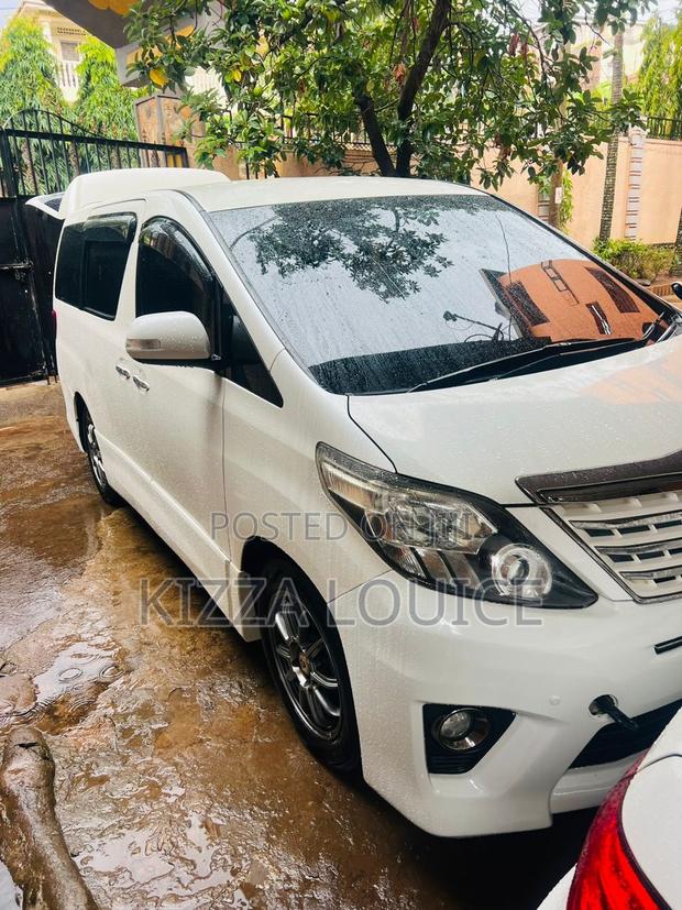 Toyota Alphard 2013 White
