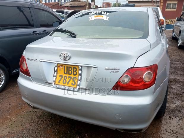 Toyota Mark X 2009