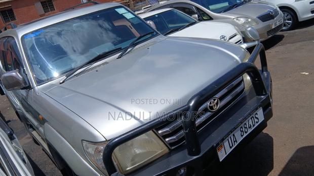 Toyota Land Cruiser Prado 2003 Silver