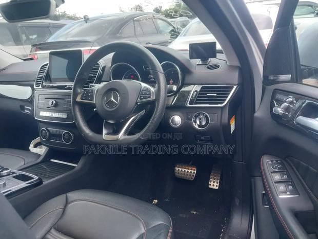 Mercedes-Benz GLE-Class 2018 Silver