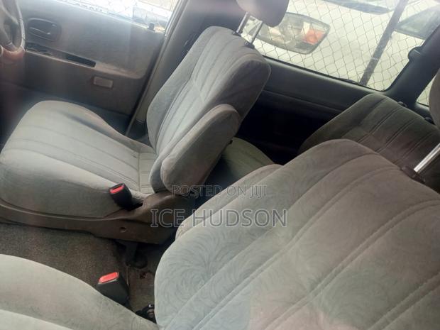 Toyota LiteAce Noah 1999 Silver