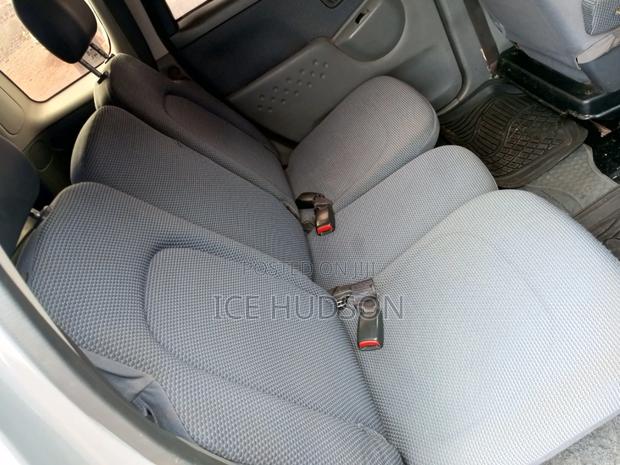 Toyota Fun Cargo 2004 Silver