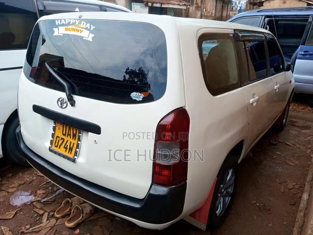 Toyota Probox 2007 White