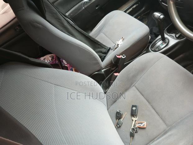 Toyota Probox 2007 White