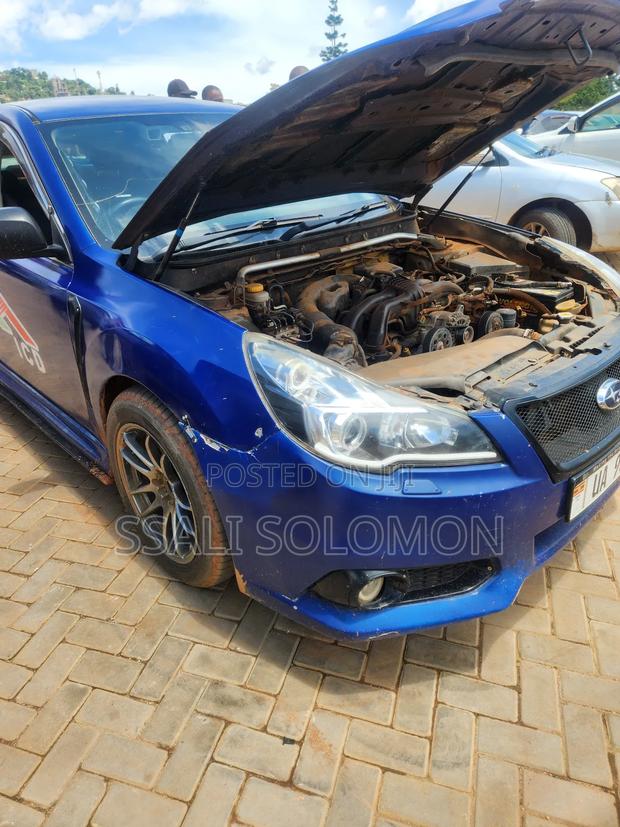 Subaru Legacy 2.5i Premium Sedan 2012 Blue