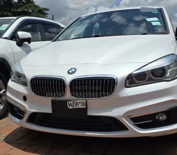 BMW 220i 2018 White