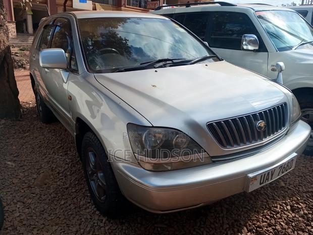 Toyota Harrier 1998