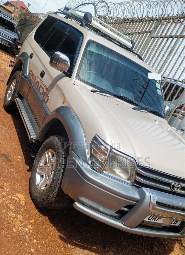 Toyota Land Cruiser Prado 2001 Pearl