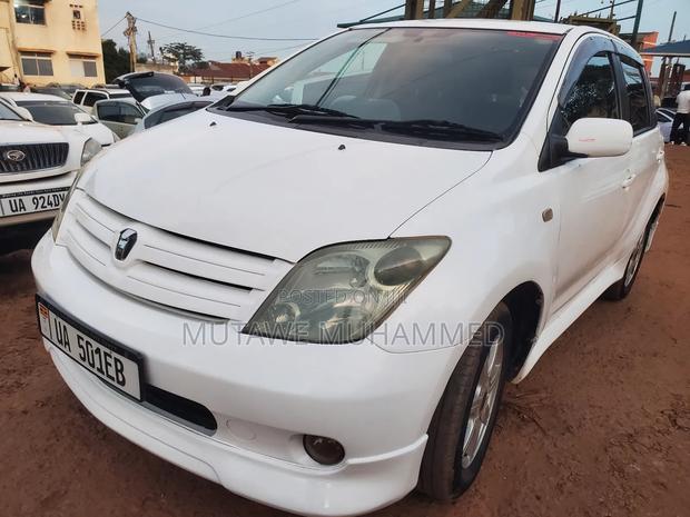 Toyota IST 2007 White