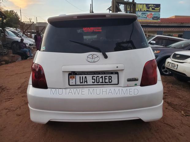 Toyota IST 2007 White