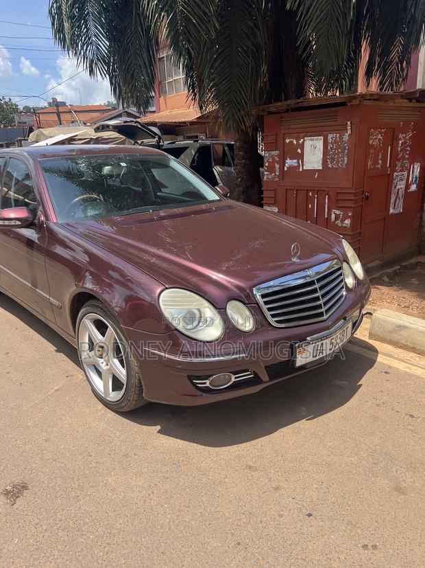 Mercedes-Benz E350 2008 Maroon