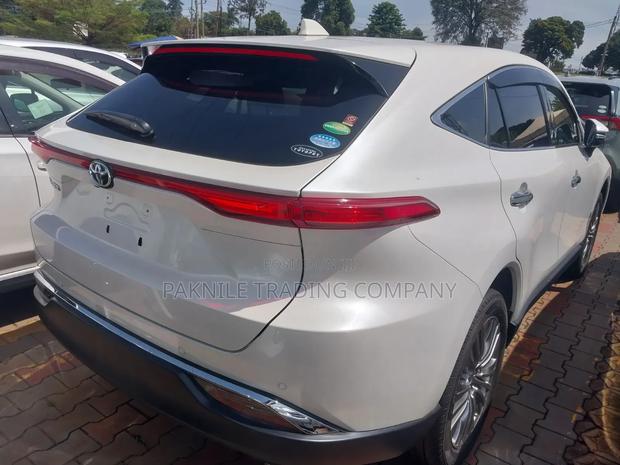 Toyota Harrier 2020 White