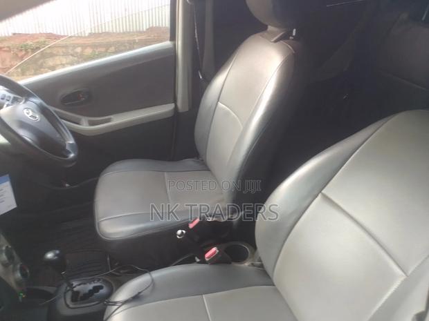 Toyota Vitz 1.3 AWD 5dr 2005 Black
