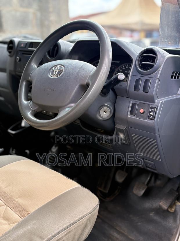 Toyota Land Cruiser 4.5 V8 VXR 2016 Green