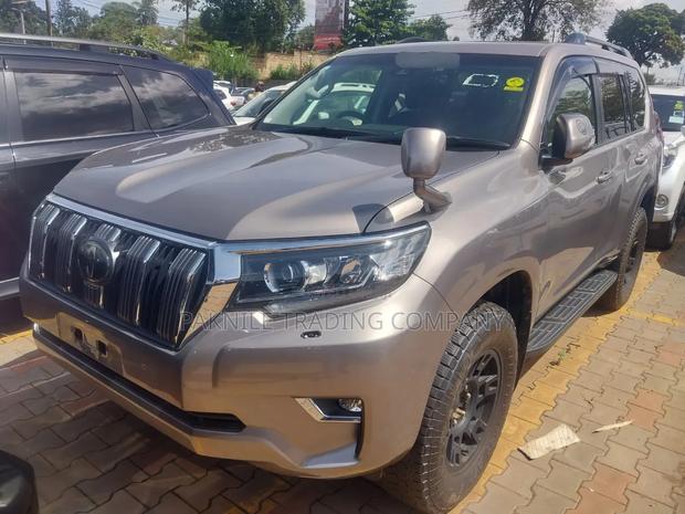 Toyota Land Cruiser Prado 2019 Brown