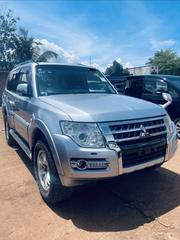 Mitsubishi Pajero 2013 Silver for sale