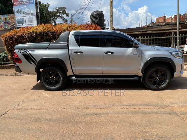 Toyota Hilux Revo Double Cab Deisel 2.8 RWD 2018 Silver