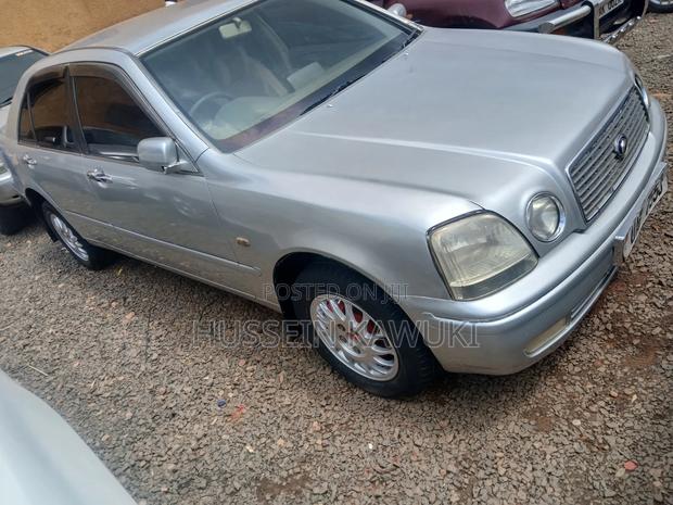 Toyota Progress 2005 Silver