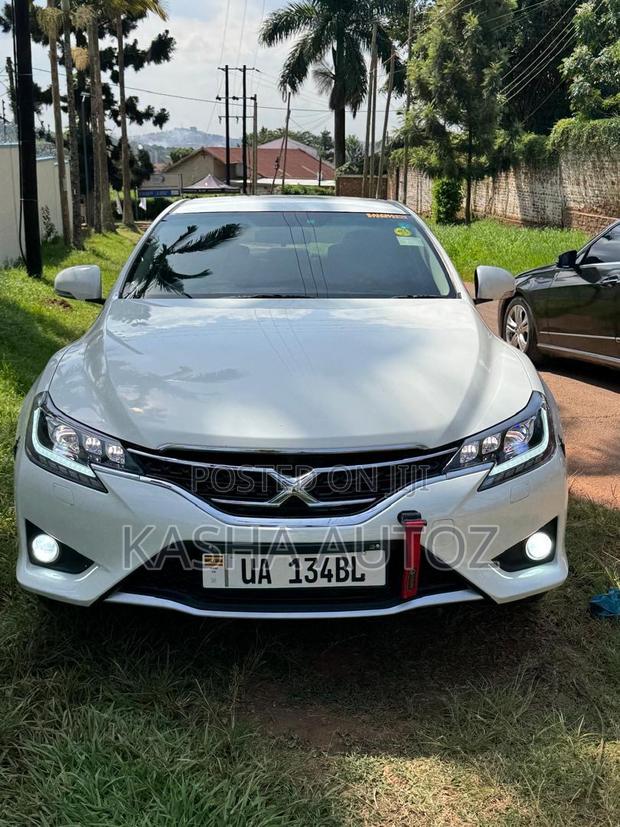 Toyota Mark X 2013 White