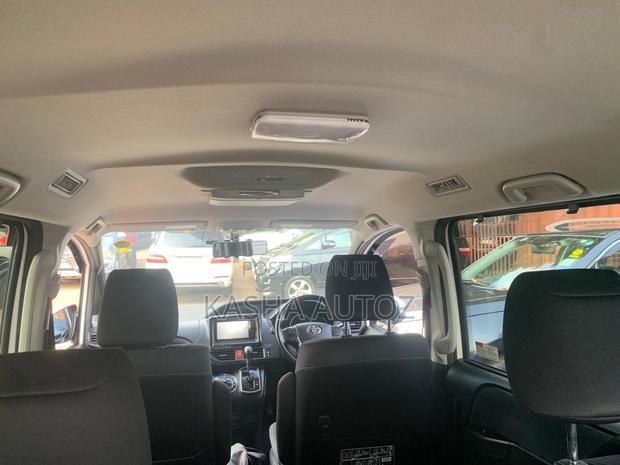 Toyota Noah 2014 White