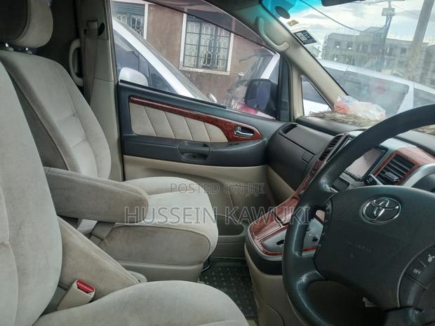 Toyota Alphard 2005 Black