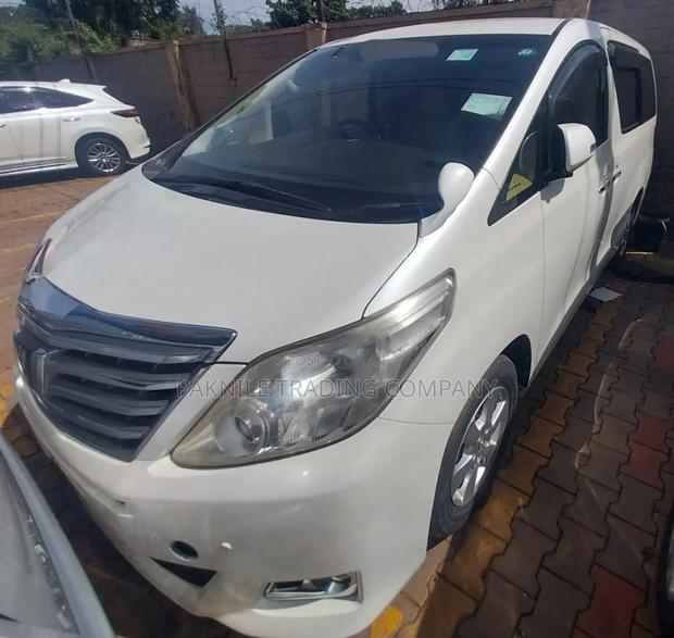 Toyota Alphard 2013 White