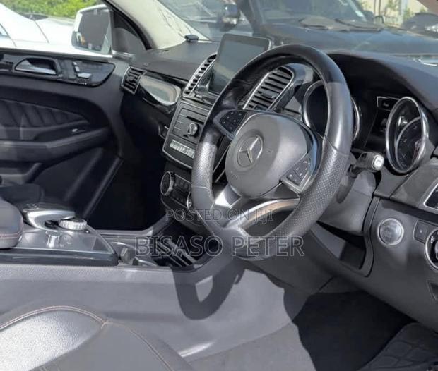 Mercedes-Benz GLE-Class GLE 350d 4MATIC 2016 Gray