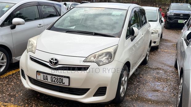 Toyota Ractis 2013 White