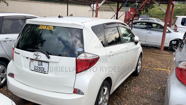 Toyota Ractis 2013 White