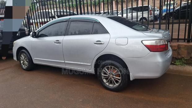 Toyota Premio 2009 Silver