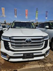 Toyota Land Cruiser 2023 White for sale