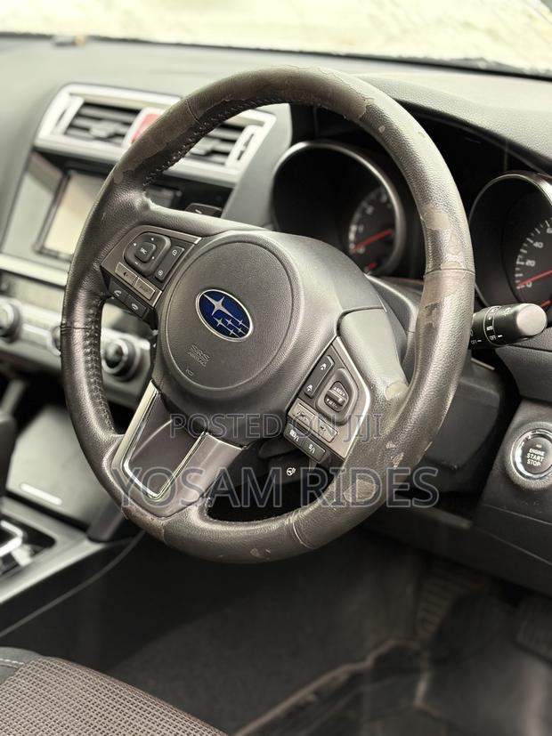 Subaru Outback 2.5i 4dr Wagon AWD (2.5L 4cyl CVT) 2015 White