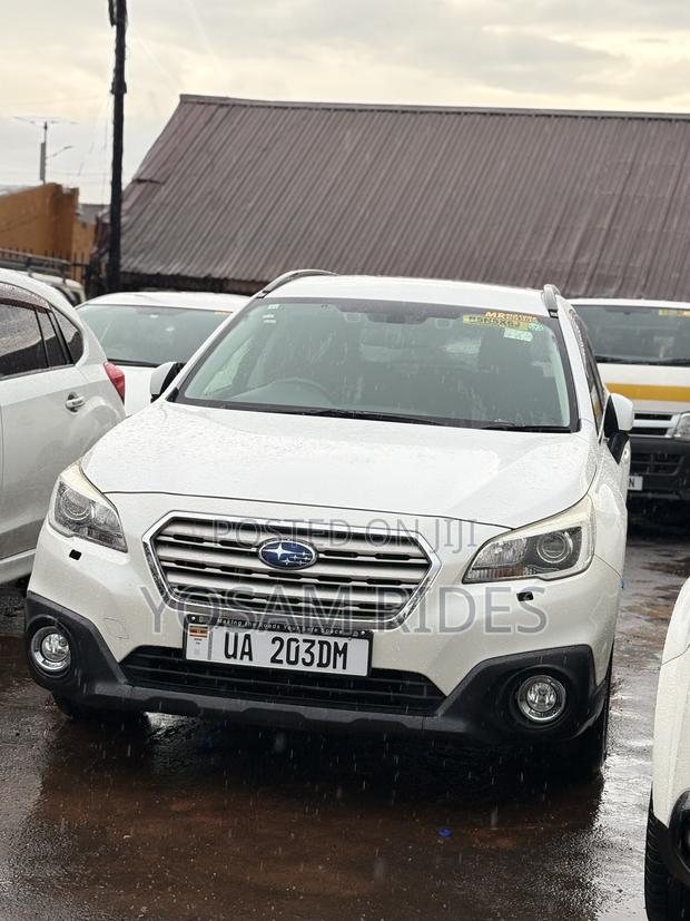 Subaru Outback 2.5i 4dr Wagon AWD (2.5L 4cyl CVT) 2015 White