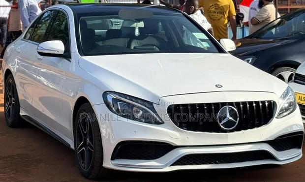 Mercedes-Benz C200 2014 White
