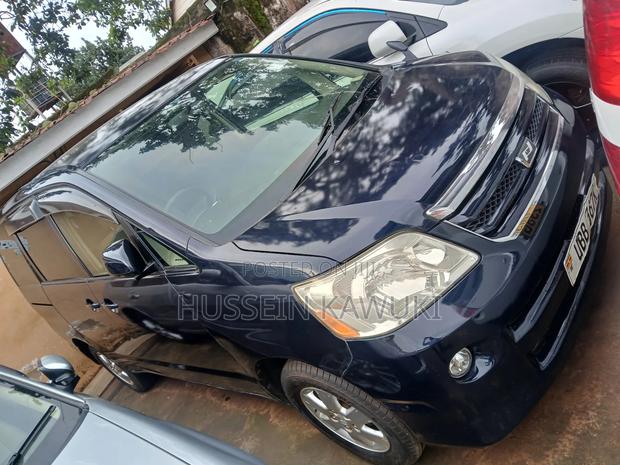 Toyota Noah 2006 Blue