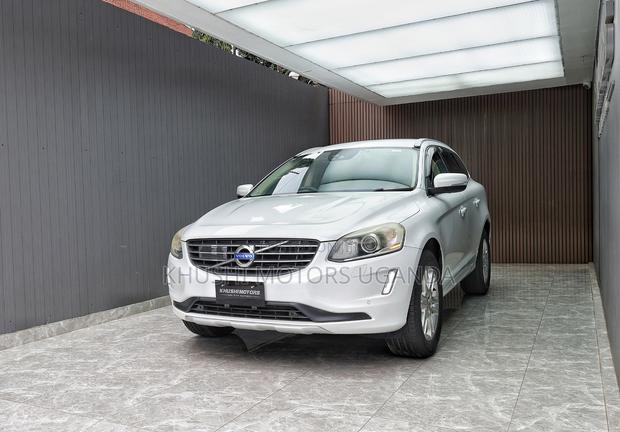 Volvo XC60 2013 Pearl