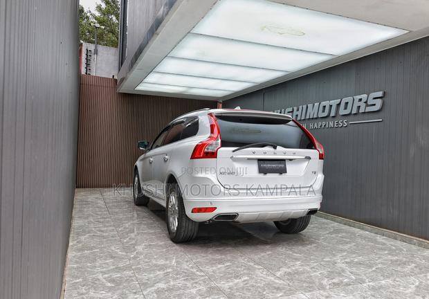 Volvo XC60 2013 Pearl