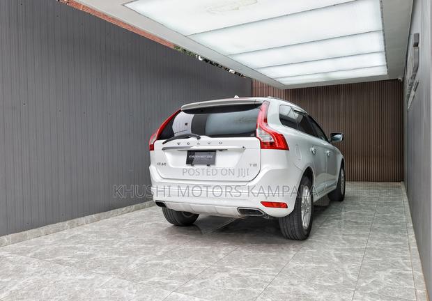 Volvo XC60 2013 Pearl