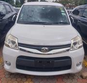 Toyota Sienta 2012 White for sale
