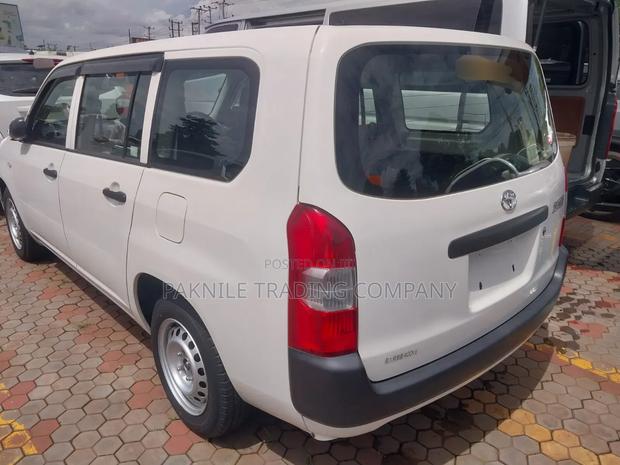 Toyota Probox 2016 White
