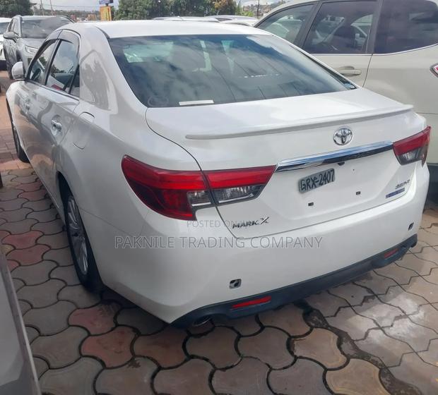 Toyota Mark X 2013 White