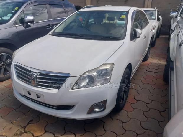 Toyota Premio 2013 White