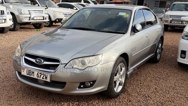 Subaru Legacy 2010 Gray