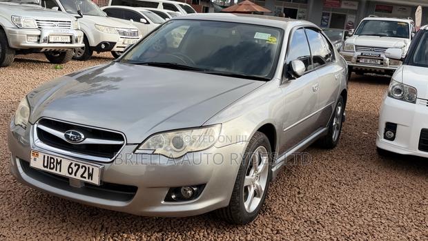 Subaru Legacy 2010 Gray