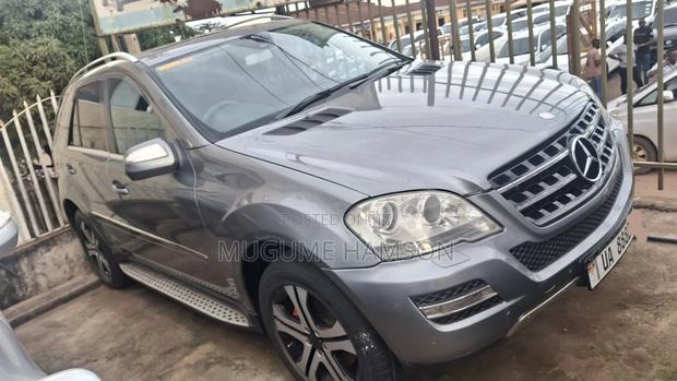 Mercedes-Benz M Class ML 350 AWD 4Matic (3.5L V6 7A) 2006 Silver