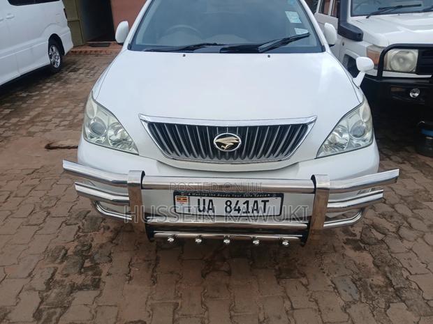 Toyota Harrier 2011 White