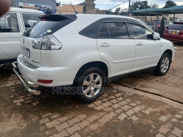 Toyota Harrier 2011 White