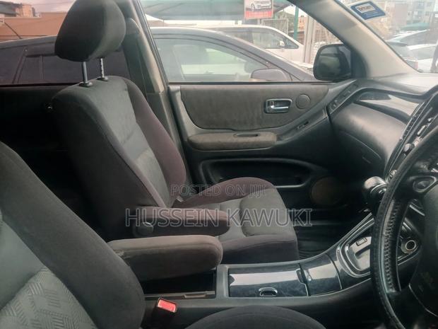 Toyota Kluger 2005 Matt Black
