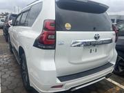 Toyota Land Cruiser Prado 2017 White for sale